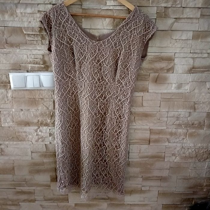Sukienka koronka L