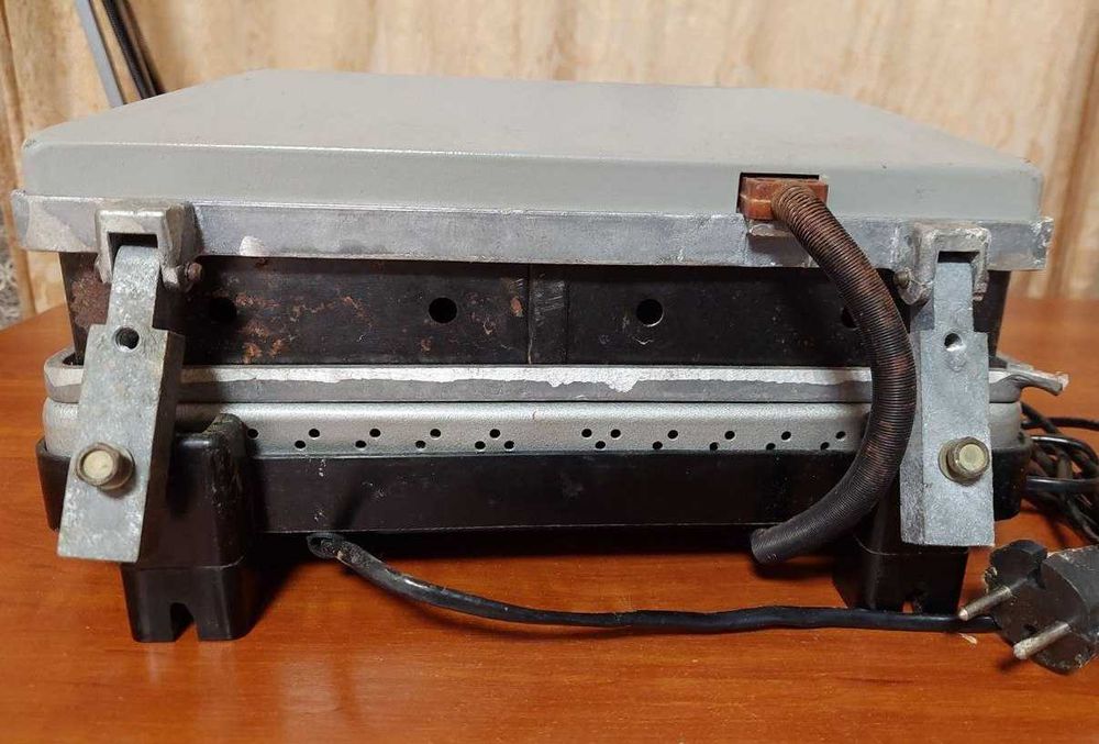 Электровафельница Электрошашлычница Электрогриль ЭВГК 1.0  СССР