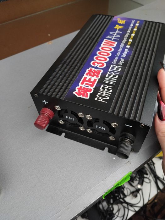 Якісний інвертор з чистою синусоїдою 3000Вт