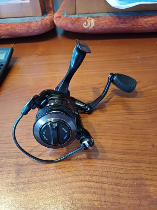 Kołowrotek Penn  CFT3000