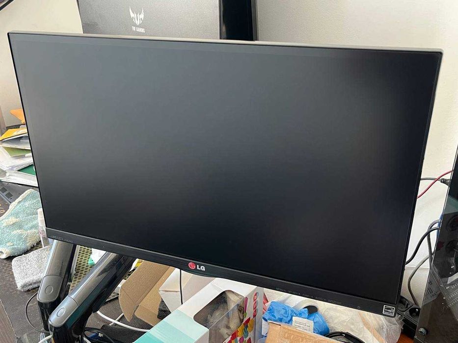 Монітор LG 23EA63