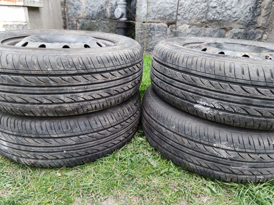 Komplet opon r14 Dębica felgi plus opony