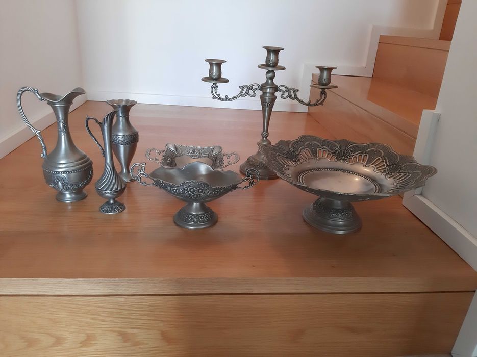 Diversas peças em estanho