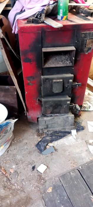 Piec co z boilerem i pompą wody