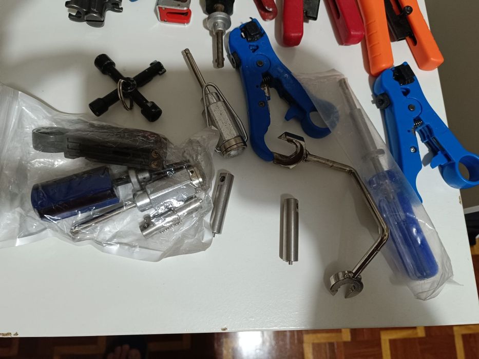 Várias chaves pra telecomunicações