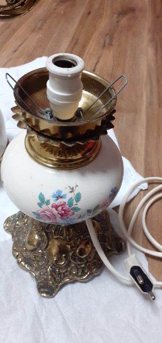 Candeeiro  de tetos e 2 Candeeiros de mesa