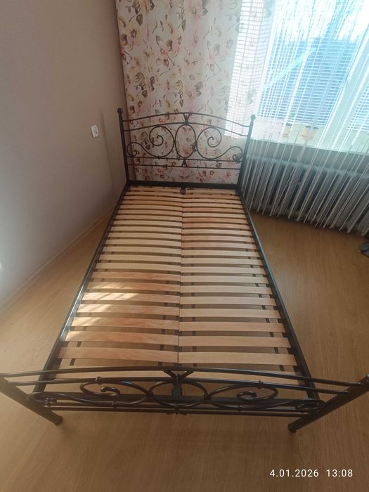 łóżko  młodzieżowe, robione na zamówienie