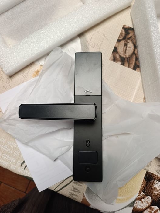 Klamka elektroniczna inteligentna z szyfrem