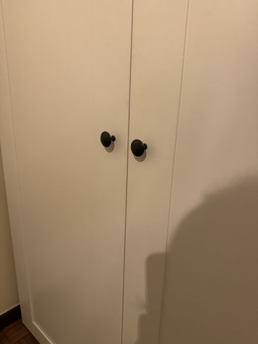 Armário + espelho + porta-fotografias 550€