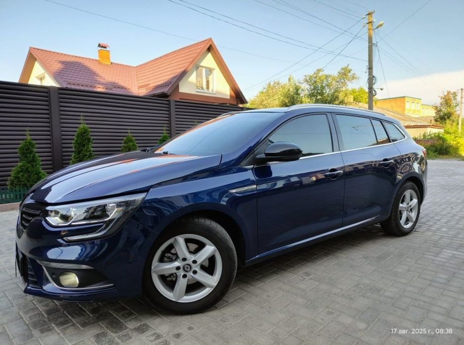 Renault Megan 4 Official