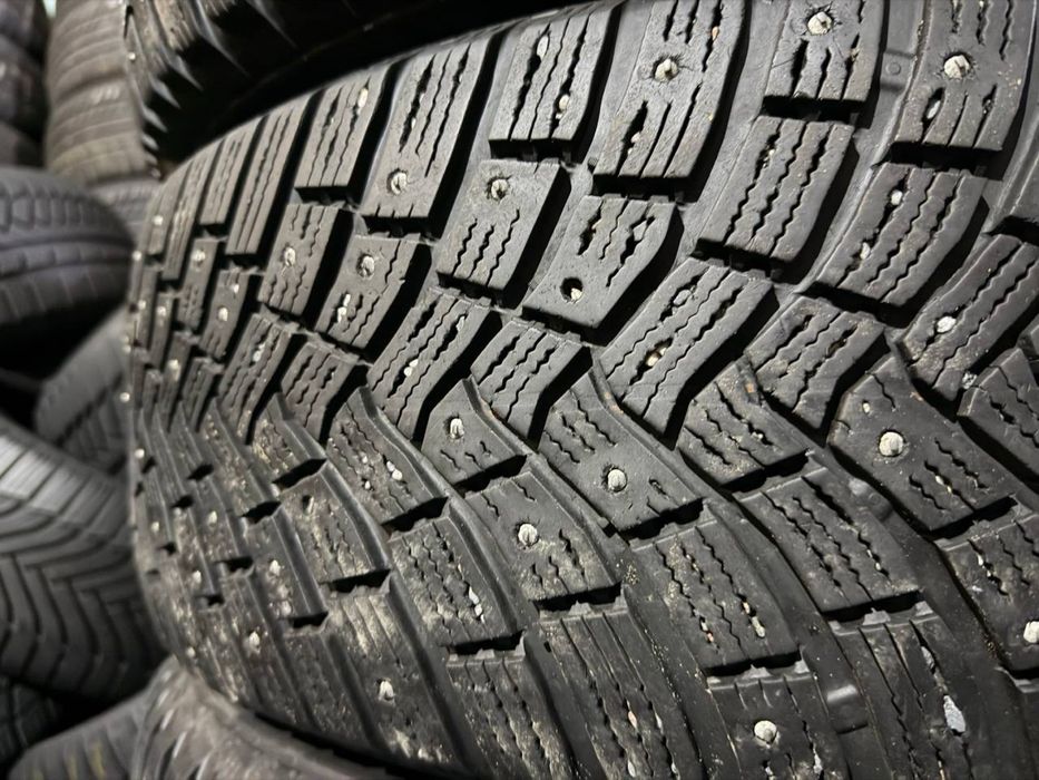 235/60R18 Continental 2025p