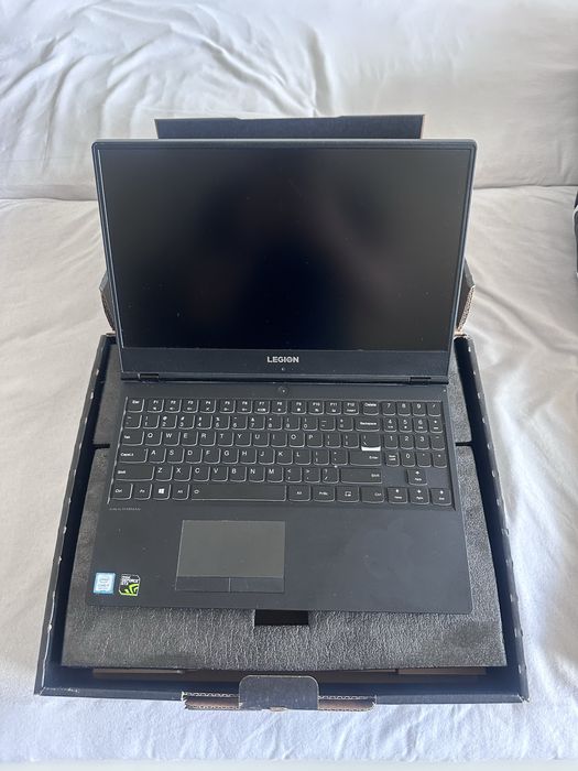 Lenovo Legion Y530 i7-8750H / 16GB / GTX1050Ti / Stan Idealny