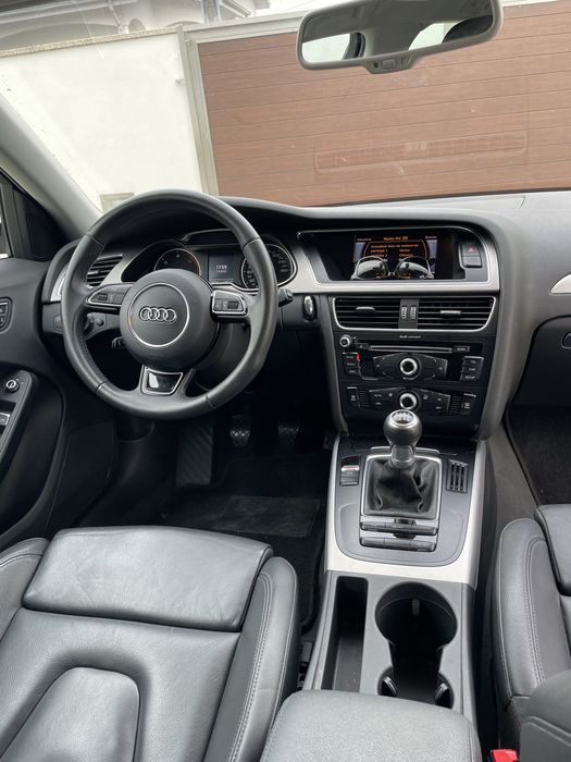 AUDi A4 Avant 2.0 TDI EXCLUSIVE — photo 4