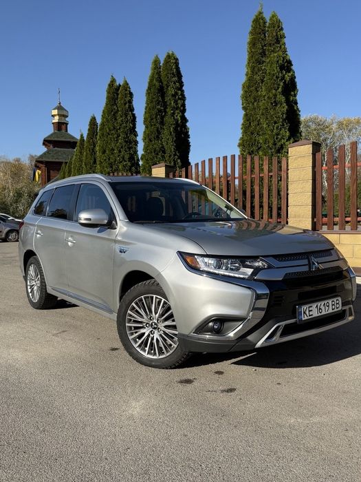 Mitsubishi Outlander PHEV 2.0