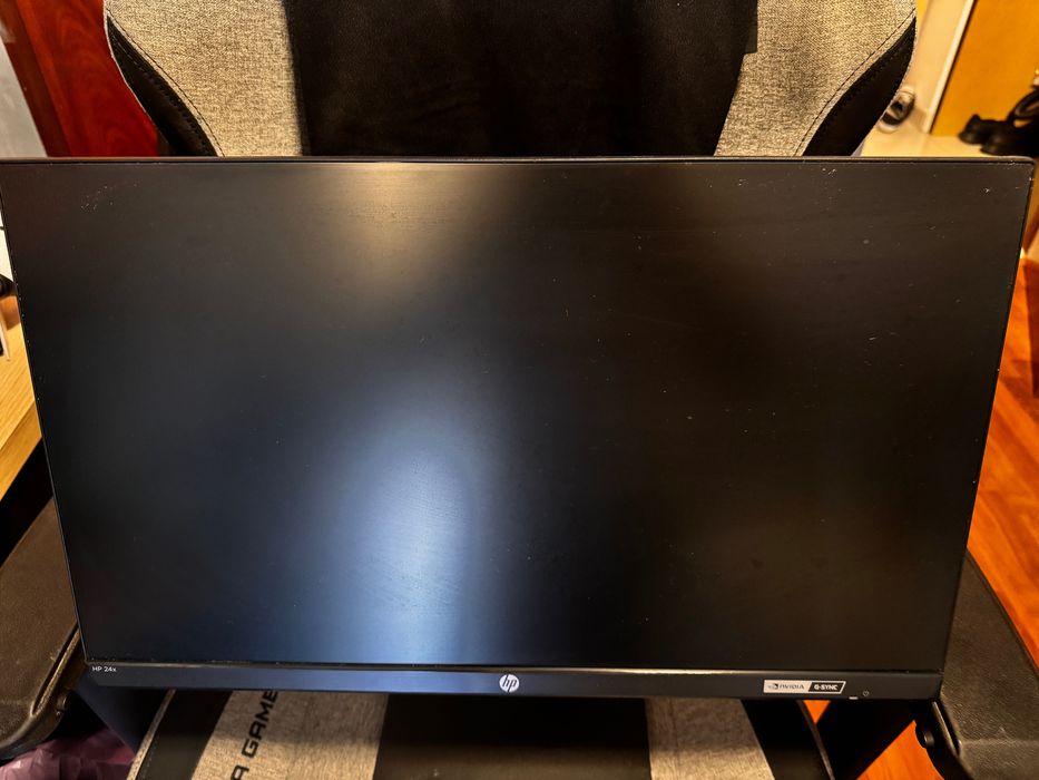 HP 24X Gaming 24" 144Hz 1ms G-SYNC – Excelente Estado