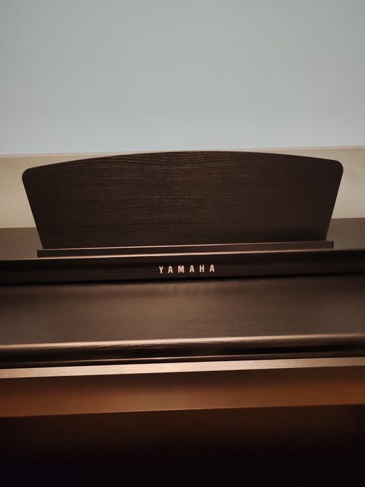 Piano yamaha CLP725 “novo”