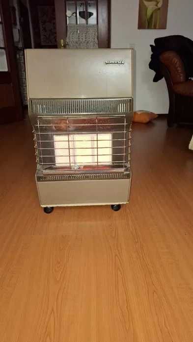 Aquecedor a gás com cerâmicas impecáveis