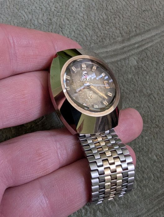 Часи Rado Balboa