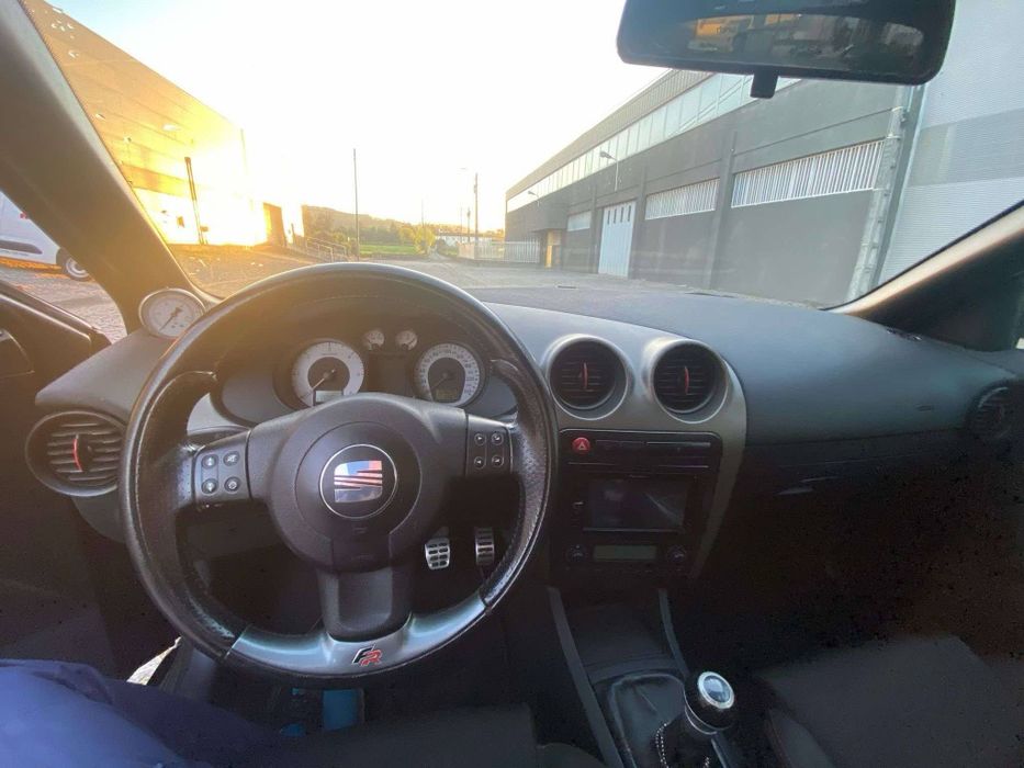 SEAT Ibiza 6L 130 de livrete