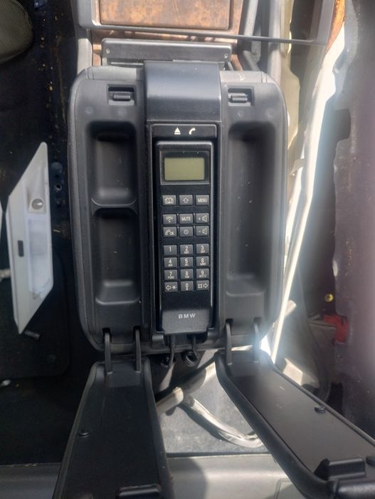 BMW 7 e38 podłokietnik telefon