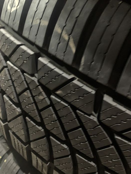 Шини  б/у  Всесезонные 205/55-16 Hankook kinergy 4s