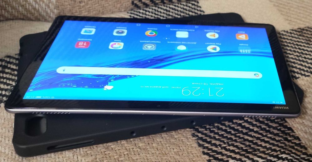 Продам планшет Huawei MediaPad M5 Lite.