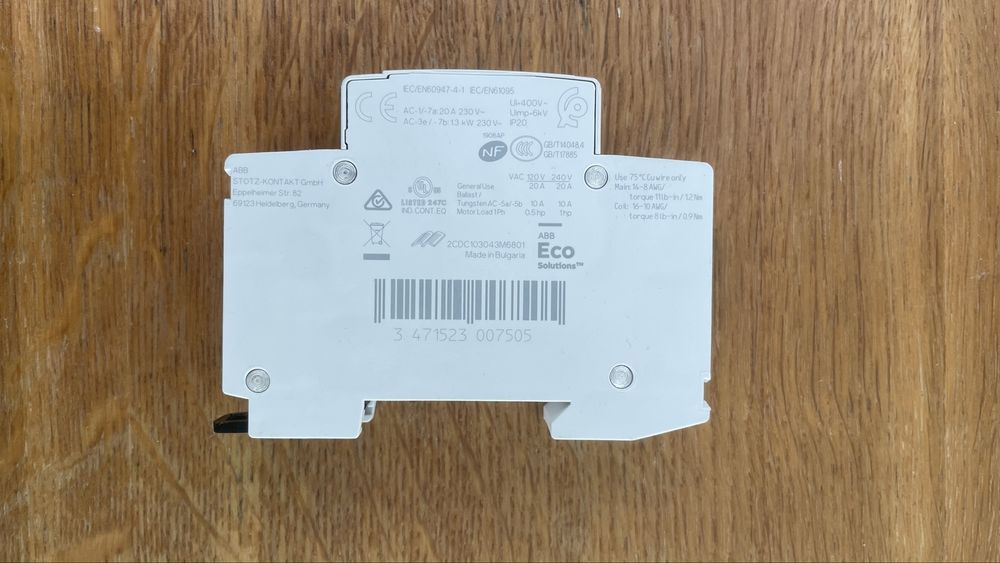 Modułowy stycznik ABB ESB20‑20N