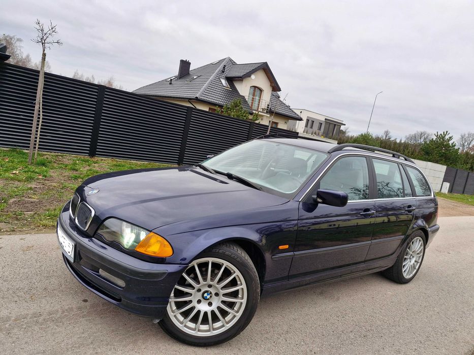 BMW 320i R6_Automat_Xenony_Alu 18"_Zadbana