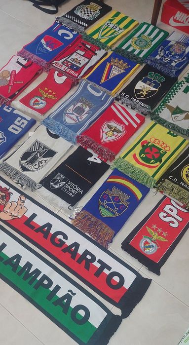 Lote de 26 echarpes bufandas de futebol