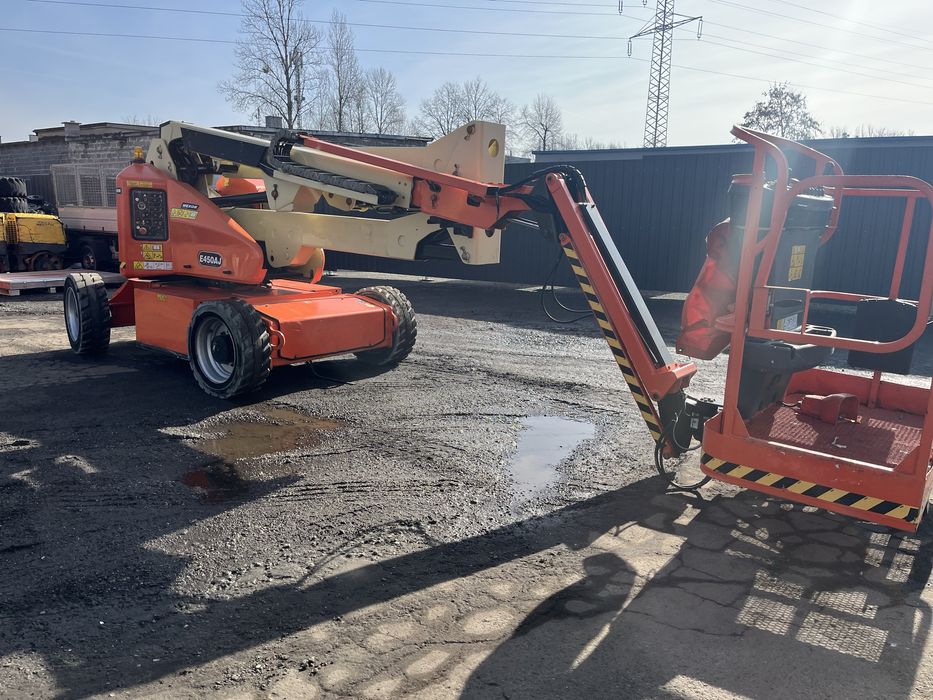 Podnośnik przegubowy JLG E450 AJ genie