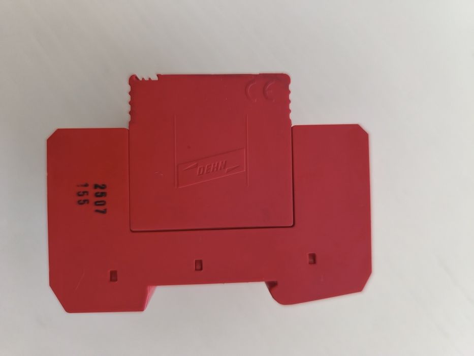 Protectores/Descarregadores Sobretensão  3P-Clase II-40kA-20kA-1,25kV