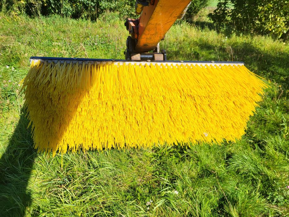 Łyżka kopiąca 18cm do minikoparka JCB 8014/8015/8016/8017/8018