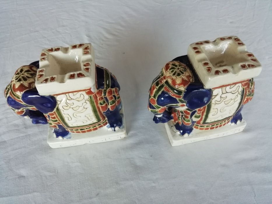 2 Figuras Em Loiça Antigas Alefante Cinzeiro