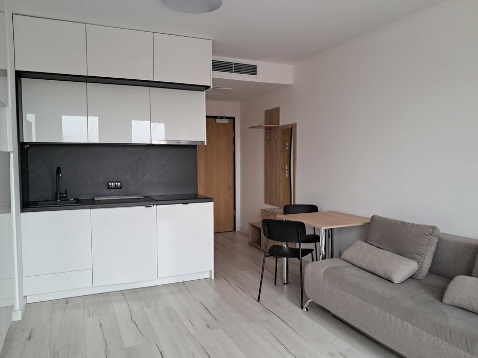 Krzyki ul. Brzoskwiniowa 2021 r. winda balkon