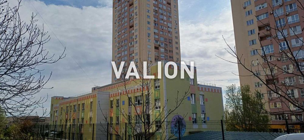 Продаж 3к квартири  пр. Науки 63 Голосіївський район