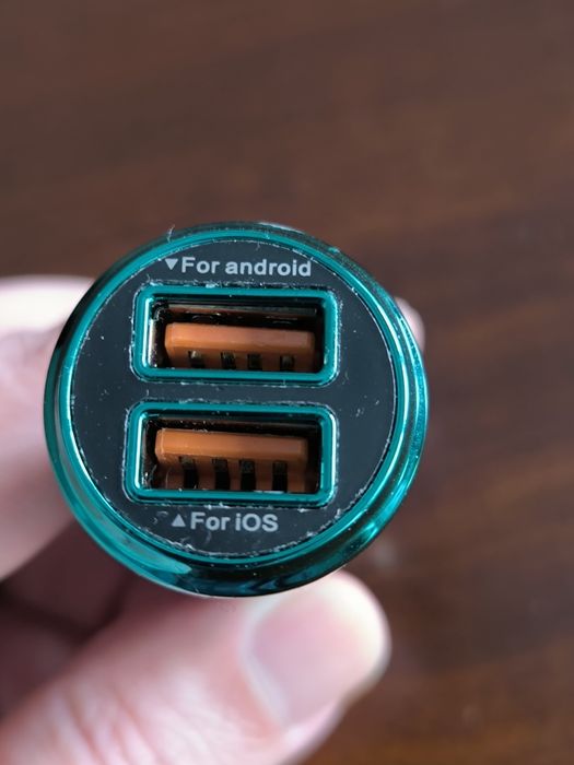 Isqueiro carregador de carro USB/Suporte para telemóvel carro