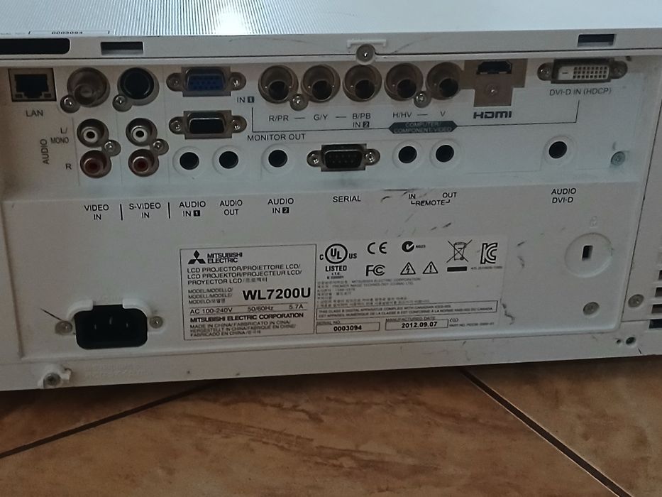 Projektor Mitsubishi