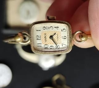 Часы кварц Krug-Baumen, Q&Q