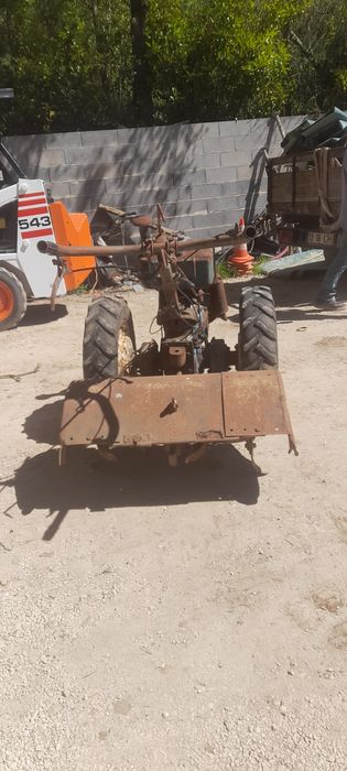 Vendo trator landini