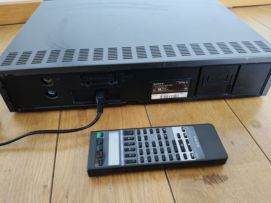 Magnetowid Sony slv-300 z pilotem sprawny kompletny idealny