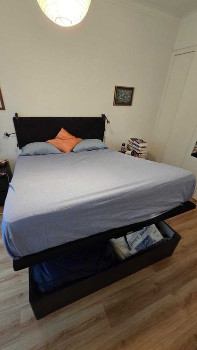 Cama casal 150x190 com arrumação, colchão e cabeceira