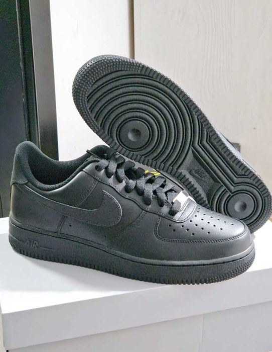 Nike Air Force 1 Low '07 black R.38.5