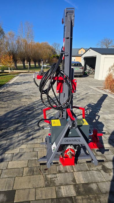 Łuparka do kłód 20 t na WOM z pompą hydrauliczną