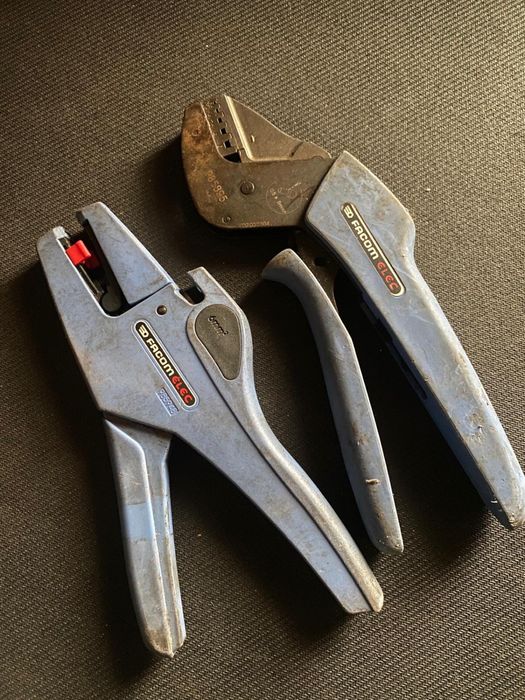 Alicates electricista Facom