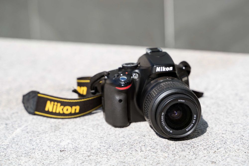 Máquina Fotográfica Digital - Nikon D5100 + Objetiva 18-55