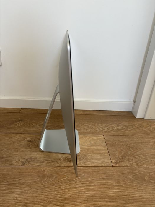 Komputer Apple iMac 13.1 21,5-inch, late 2012 uszkodzony ekran