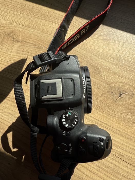 Canon R7 aparat. Dobry stan