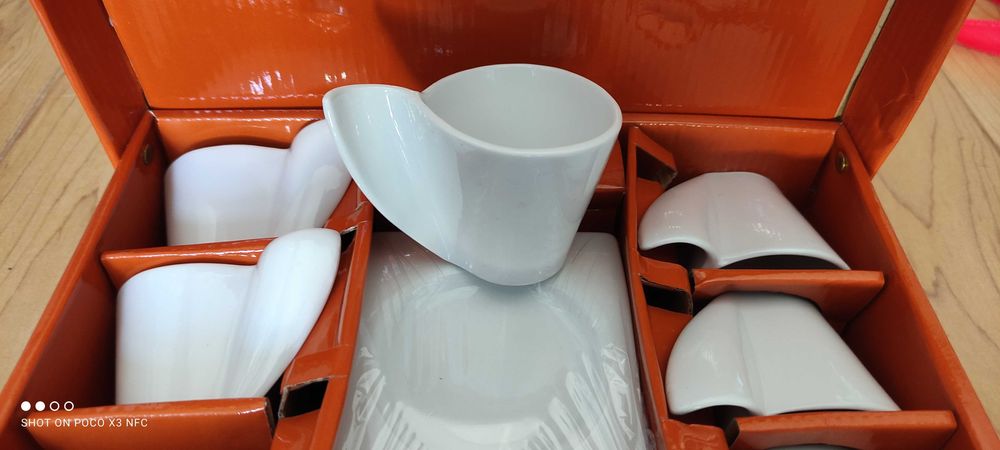 Novo sem uso conjunto original de chávenas de café