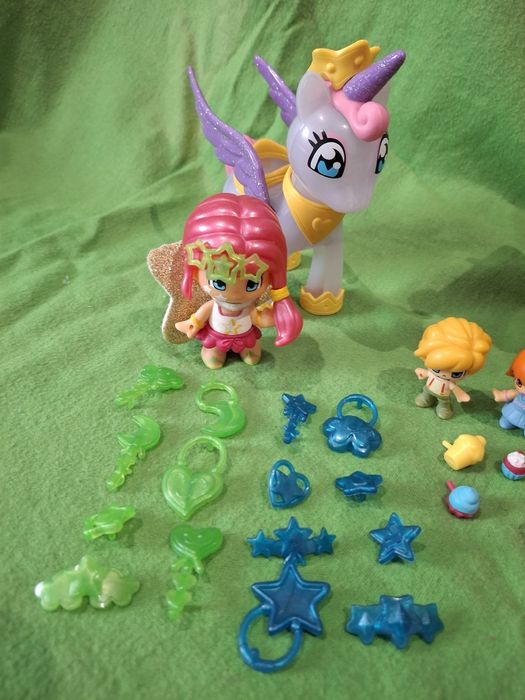 Fada com unicórnio e casa bruxa Pinypon com varios acessórios