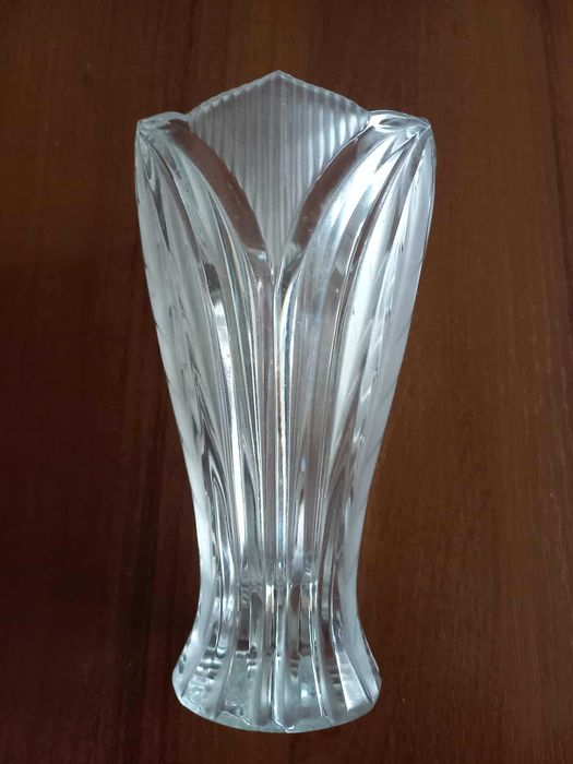 Uroczy , stary , szklany wazon . Czy to Schrotter , nie wiem .